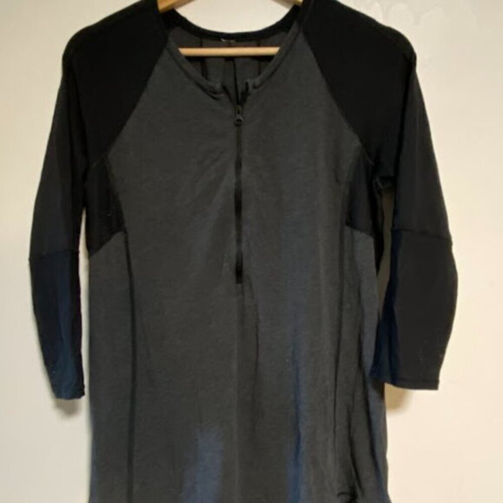 Lululemon Black & Charcoal Long Sleeve Athletic Tunic Top - Picture 3 of 7